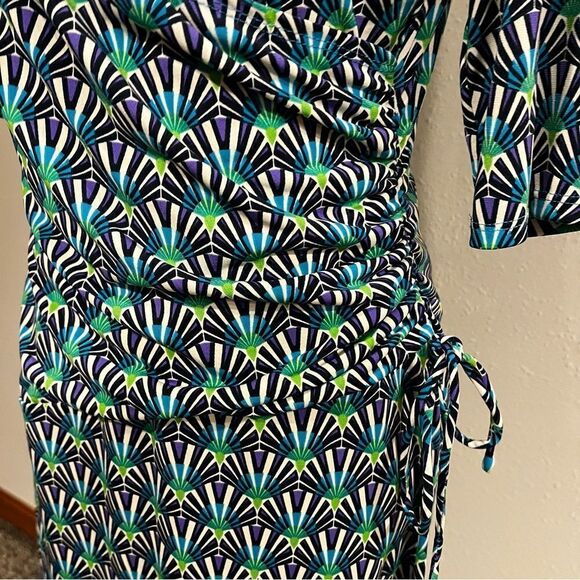 Fake wrap short sleeve dress - Picture 5 of 13